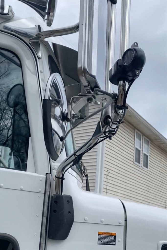 Content image for Mastering Your Mirrors: Essential Techniques for Effective Truck Mirror Use